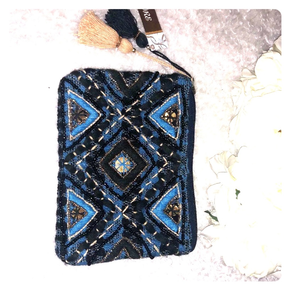 Lovestitch mirrored 
Diamond pouch